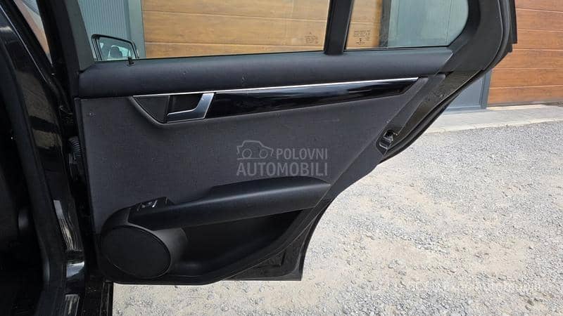 Mercedes Benz C 200 2.1 AUT AVANTGARD