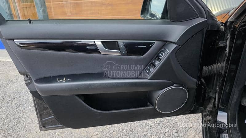 Mercedes Benz C 200 2.1 AUT AVANTGARD