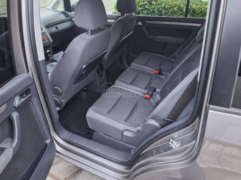 Volkswagen Touran 7 sedista