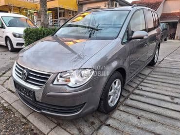 Volkswagen Touran 7 sedista