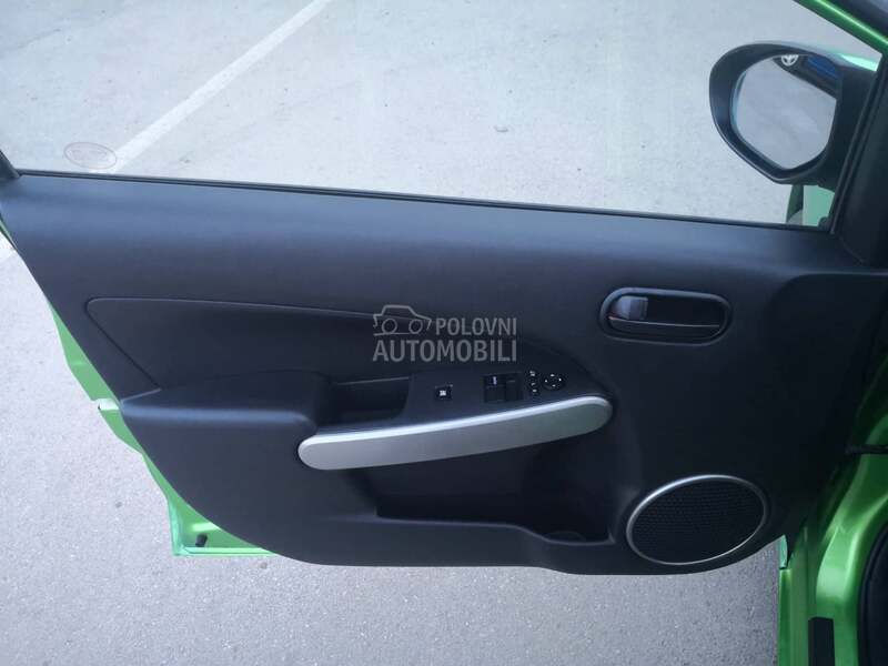Mazda 2 1.3ben/NEMICA/NOVA