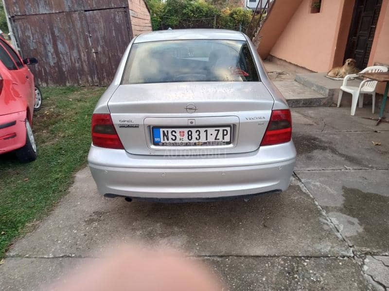 Opel Vectra B 