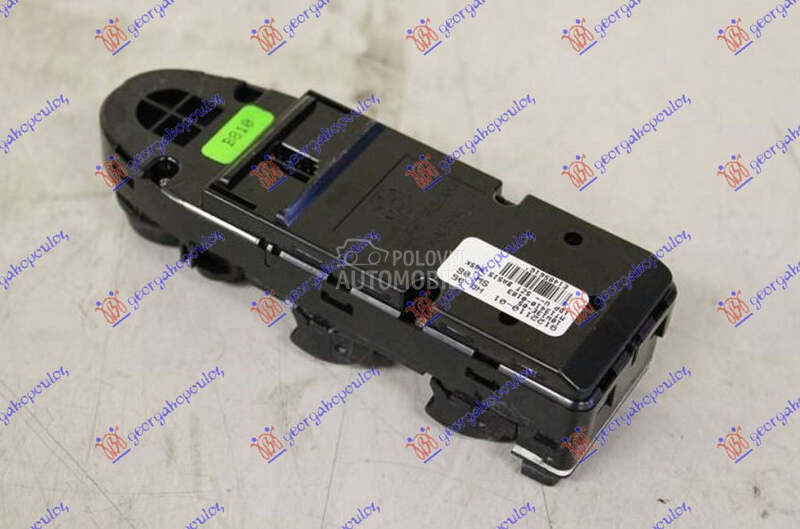 PREKIDAC U PREDNJIM VRATIMA (4