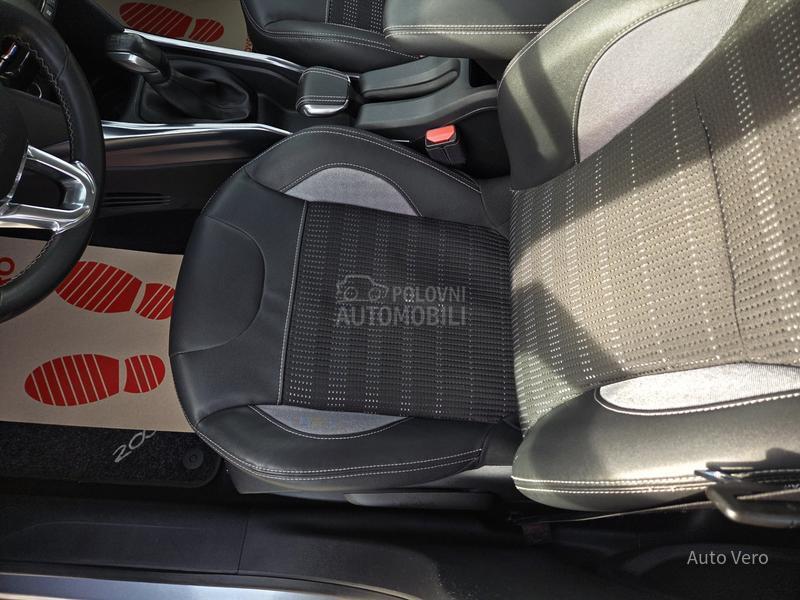 Peugeot 2008 1.2 Allure