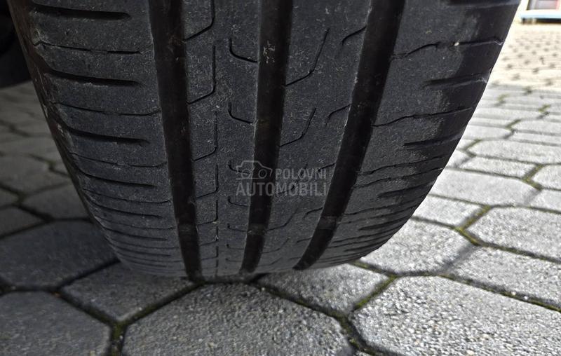 Peugeot 2008 1.2 Allure