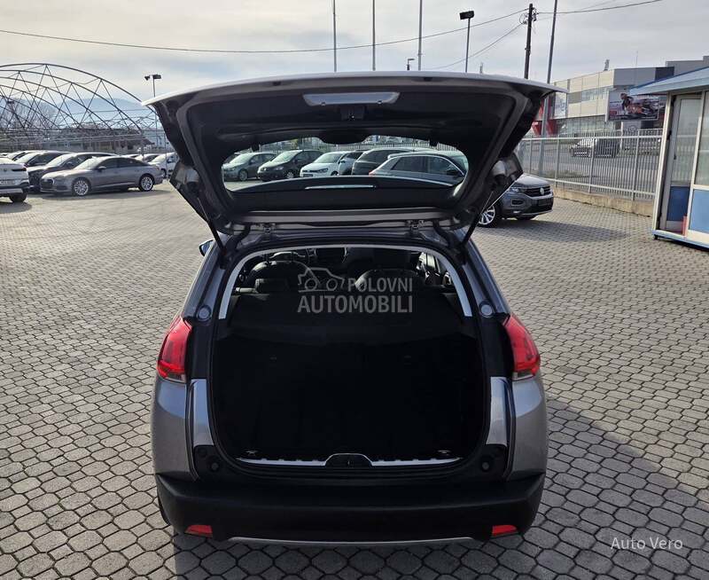 Peugeot 2008 1.2 Allure