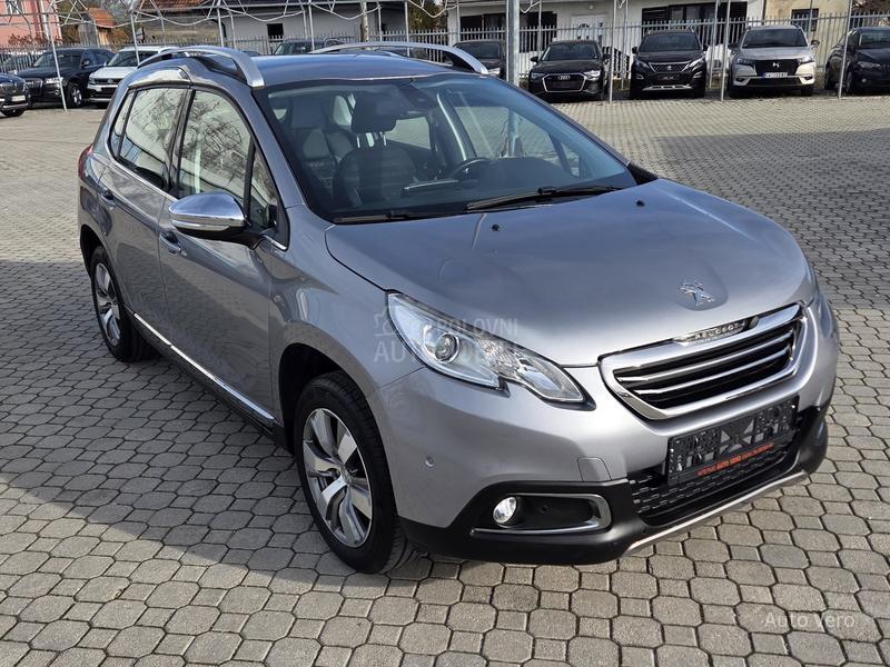 Peugeot 2008 1.2 Allure