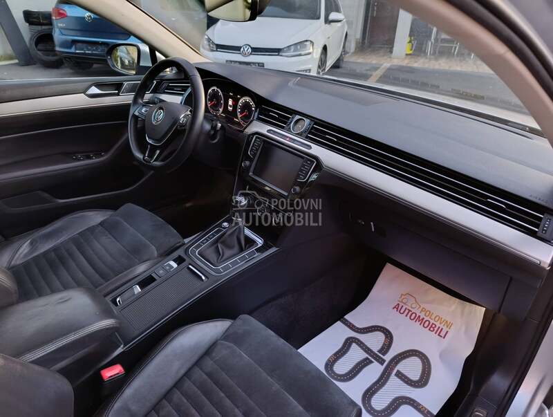 Volkswagen Passat B8 2,0 R LINE