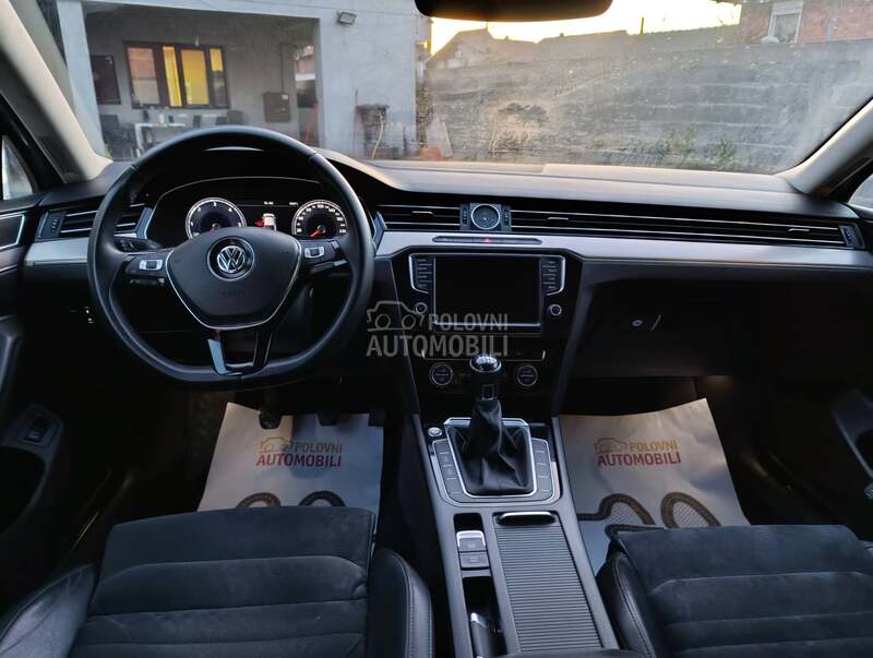 Volkswagen Passat B8 2,0 R LINE