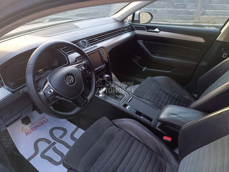 Volkswagen Passat B8 2,0 R LINE