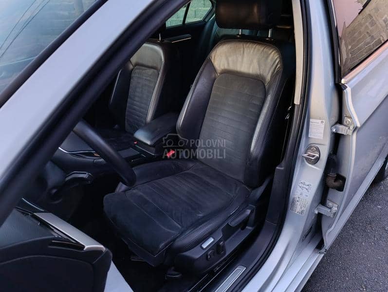 Volkswagen Passat B8 2,0 R LINE