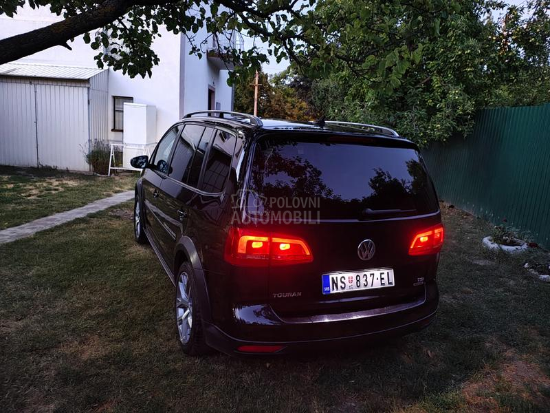Volkswagen Touran CrossTouran