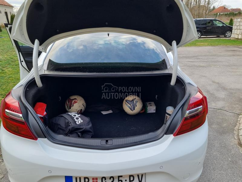 Opel Insignia 2.0 CDTI