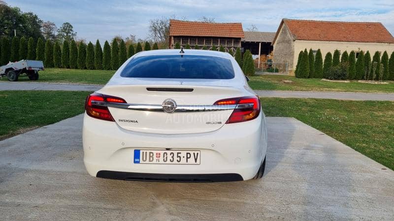 Opel Insignia 2.0 CDTI