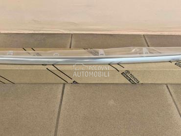 zadnji branik hrom lajsna za Toyota Auris od 2013. do 2018. god.