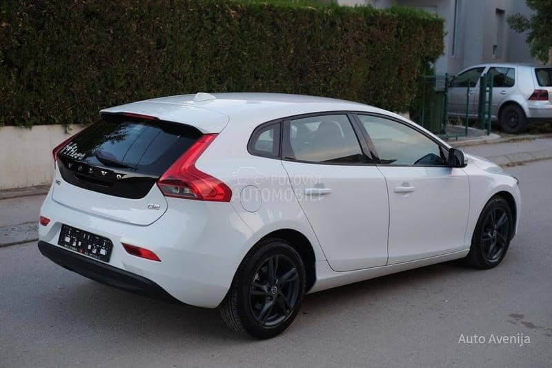 Volvo V40 1.6D D2 OCEAN RACE