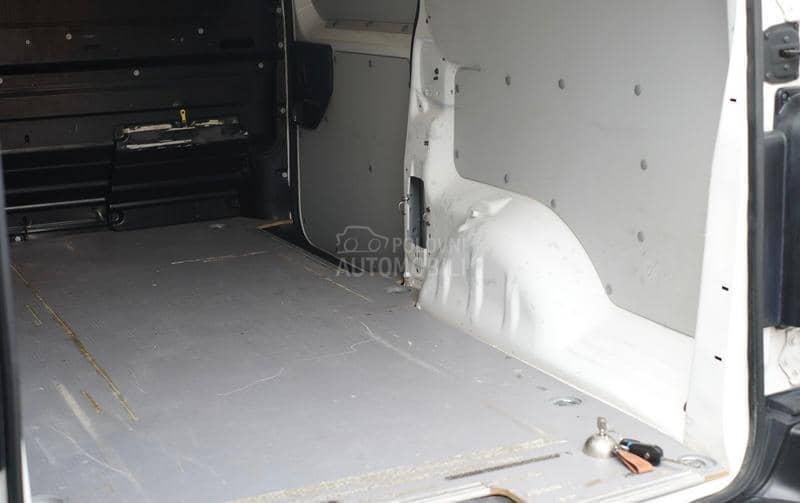 Opel Vivaro 2.0D LONG TERETNI