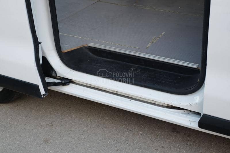 Opel Vivaro 2.0D LONG TERETNI