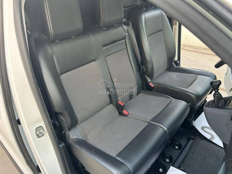 Opel Vivaro 2.0D LONG TERETNI