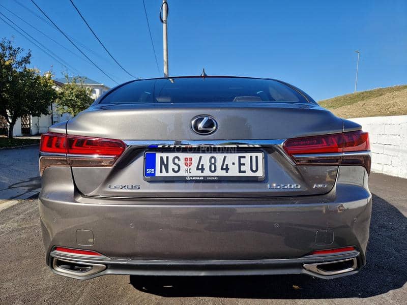 Lexus LS 500 AWD