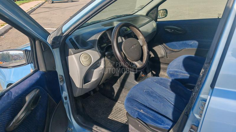 Fiat Punto 1.9 JTD Fiat Punto 1.9 JTD
