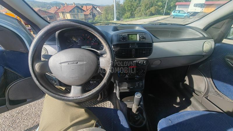 Fiat Punto 1.9 JTD Fiat Punto 1.9 JTD