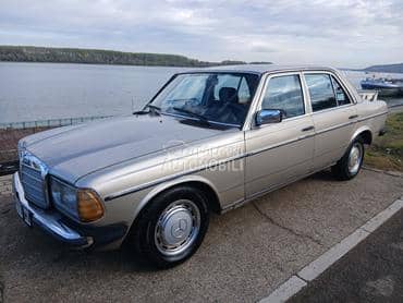 Mercedes Benz W123 240d