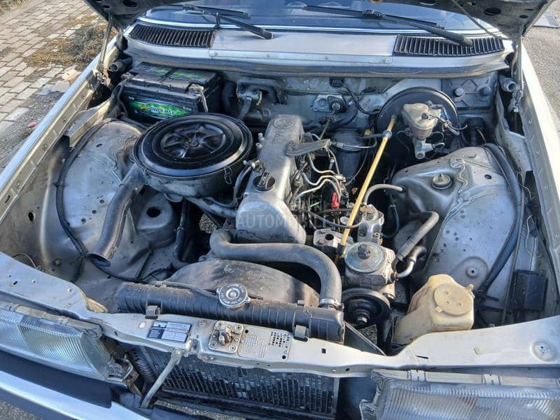 Mercedes Benz W123 240d