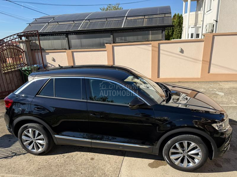 Volkswagen T-Roc 1,0 TSI BI COLORE