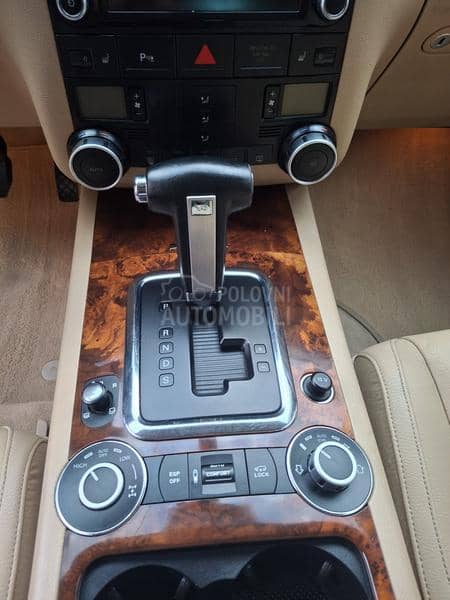 Volkswagen Touareg 3.0 TDI CH XENON