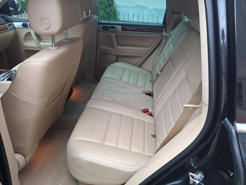 Volkswagen Touareg 3.0 TDI CH XENON