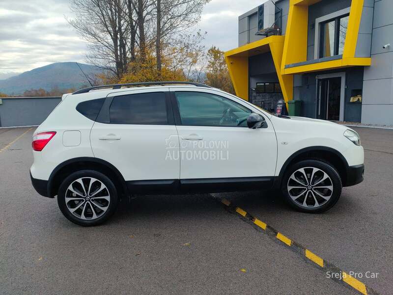 Nissan Qashqai 1.5 DCI PAN0RAMA