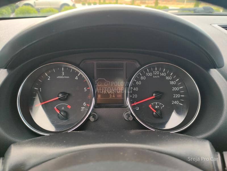 Nissan Qashqai 1.5 DCI PAN0RAMA