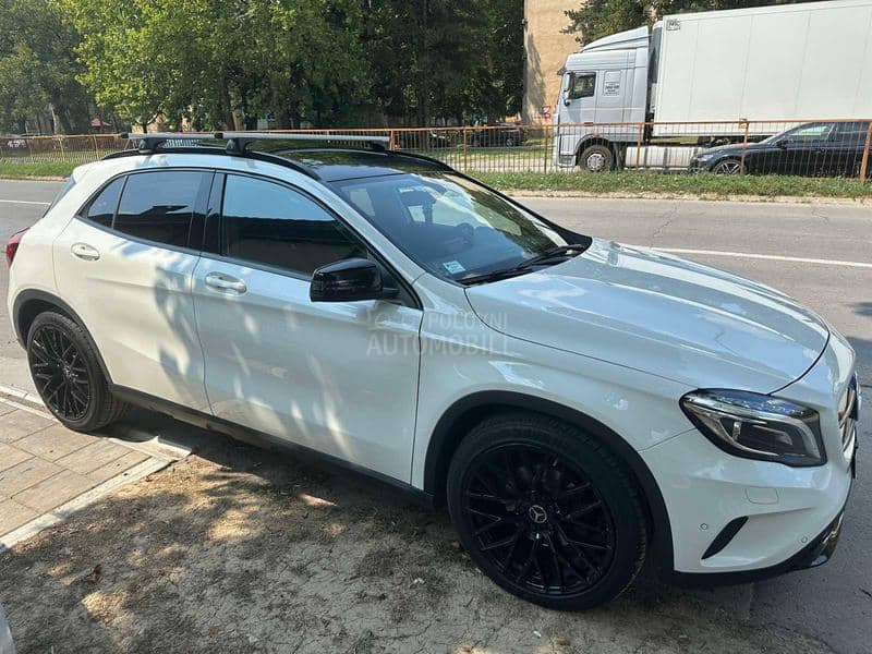 Mercedes Benz GLA 220 Gla 220..4x4