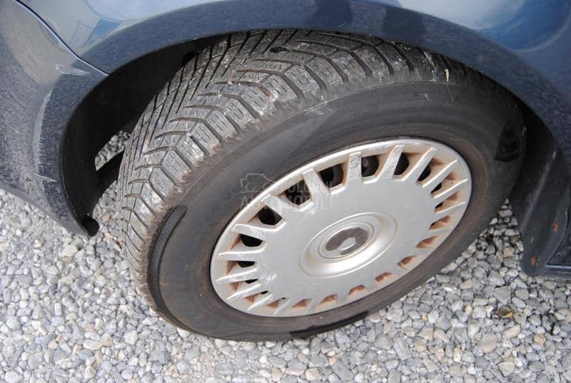 Volkswagen Golf Plus 1,6 FSI CH