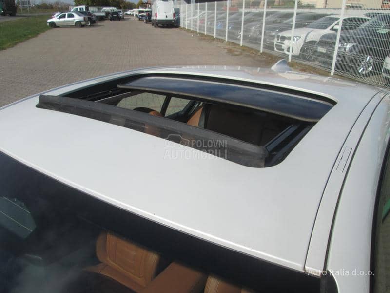 BMW 330 2.0 b Plug-In Hybrid