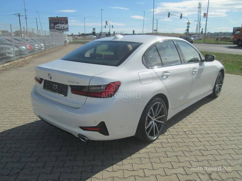 BMW 330 2.0 b Plug-In Hybrid