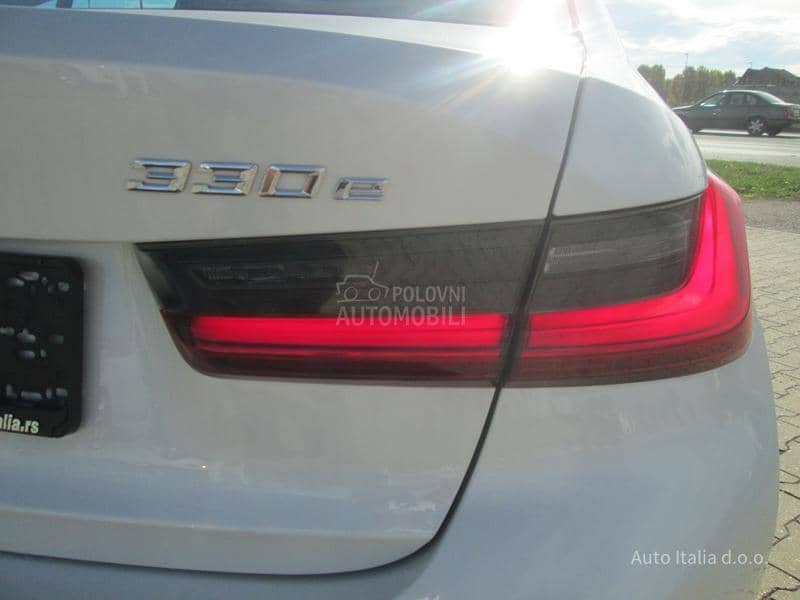 BMW 330 2.0 b Plug-In Hybrid