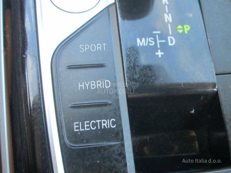 BMW 330 2.0 b Plug-In Hybrid