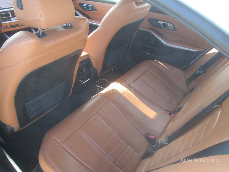 BMW 330 2.0 b Plug-In Hybrid