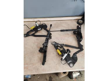 makaze haube f10 f11 za BMW Serija 5 od 2010. do 2016. god.