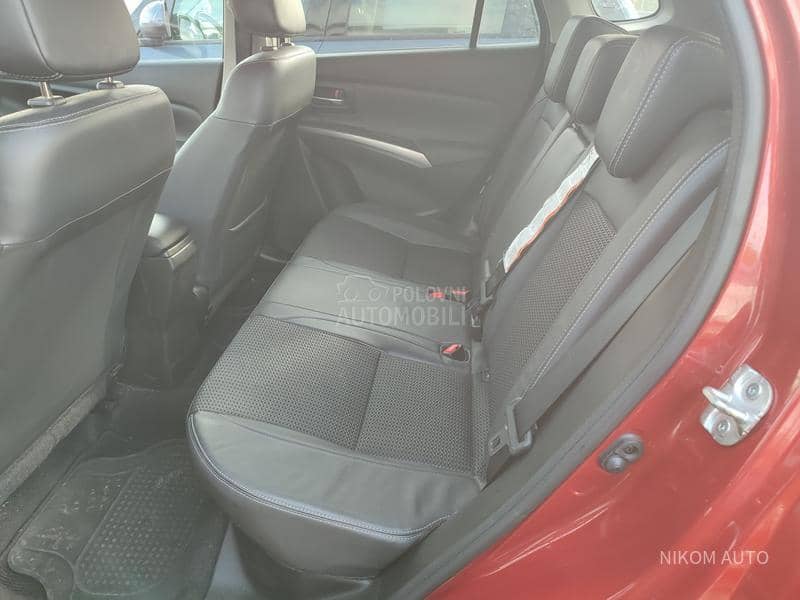 Suzuki SX4 S-Cross 1.4 ELEGANCE 4x4