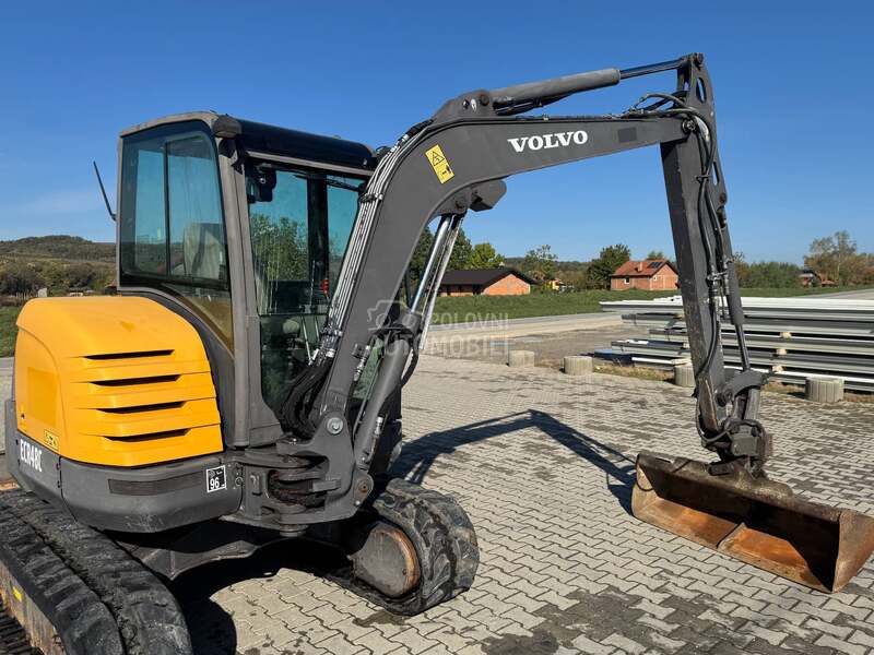 Volvo ECR48C