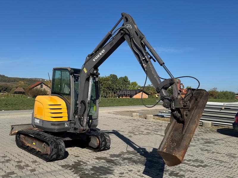 Volvo ECR48C