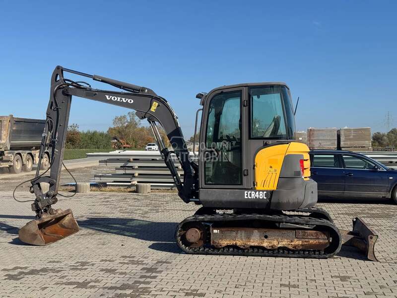 Volvo ECR48C