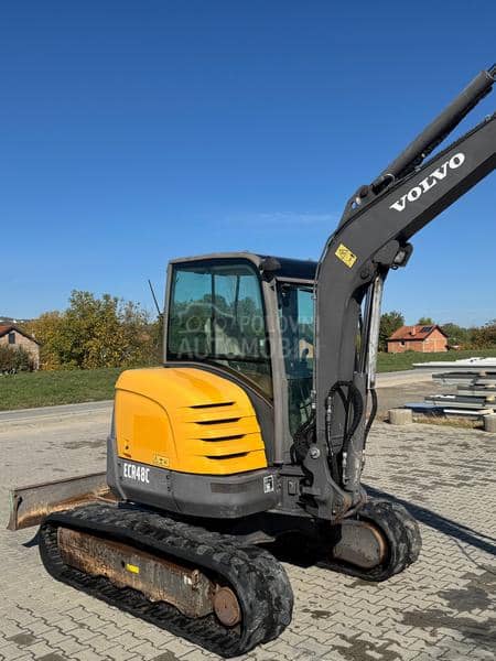 Volvo ECR48C