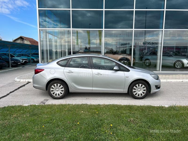Opel Astra J 1.6