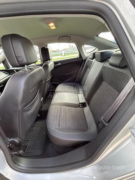 Opel Astra J 1.6