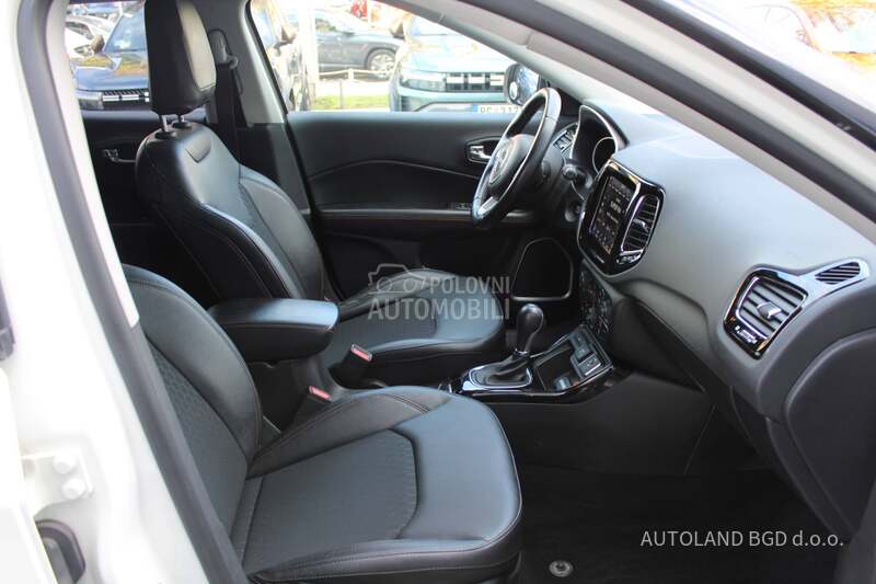 Jeep Compass 1.3 Limited AUT