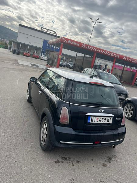 MINI Cooper 